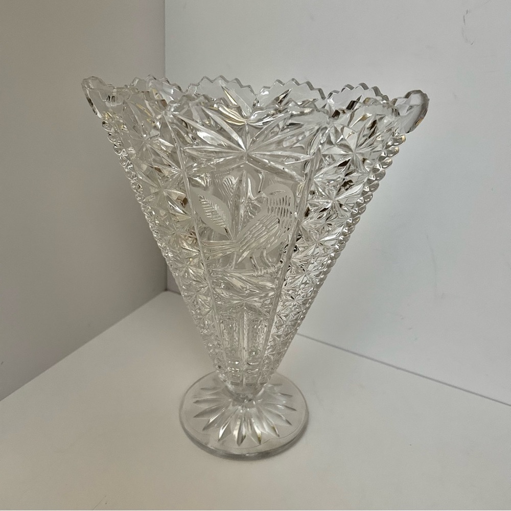 Vintage Hofbauer Byrdes Lead Crystal Footed Fan Vase